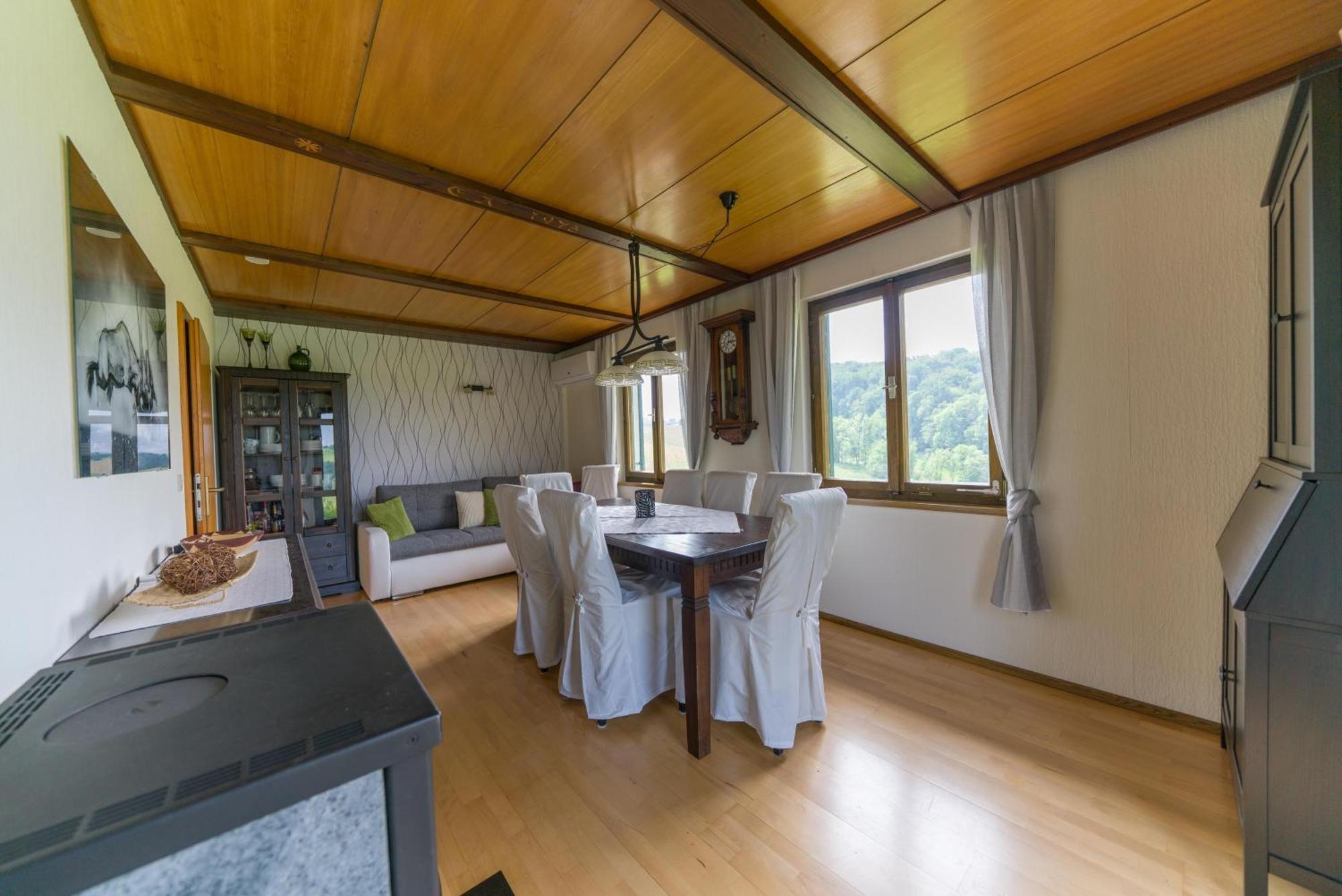 Das Weinberghaus Ratsch an der Weinstrasse Exterior foto