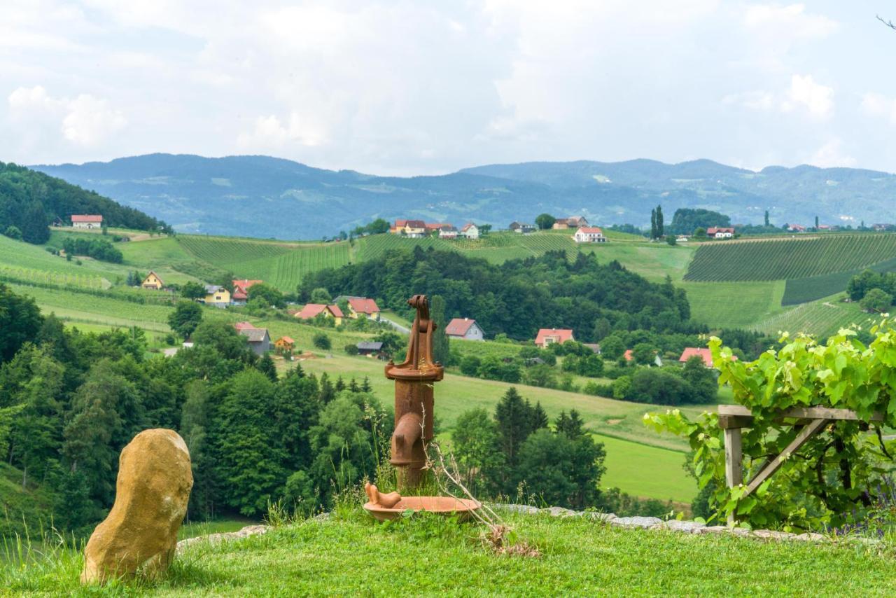 Das Weinberghaus Ratsch an der Weinstrasse Exterior foto