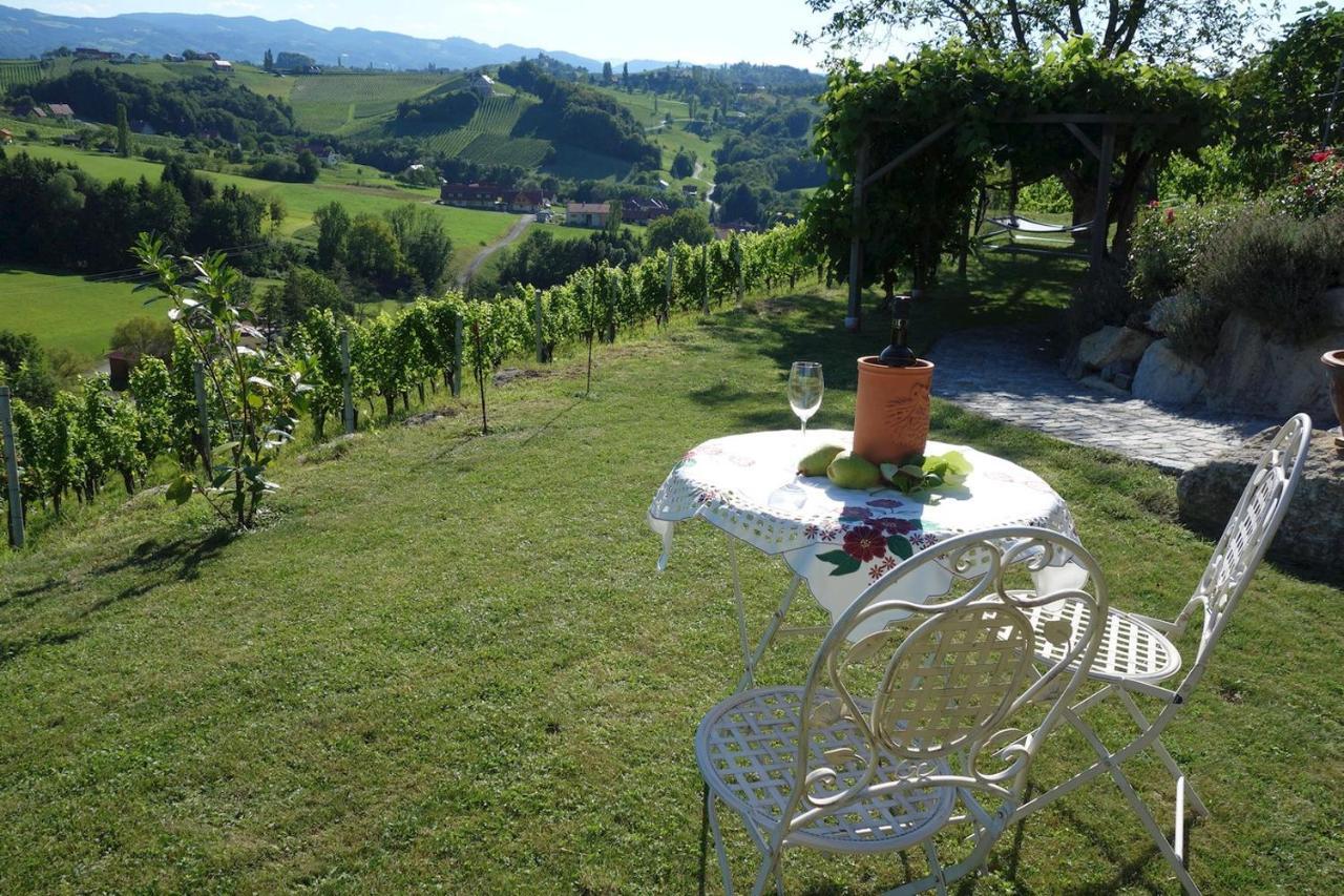 Das Weinberghaus Ratsch an der Weinstrasse Exterior foto